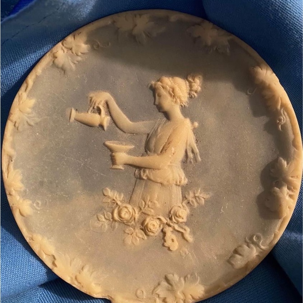 Incolay Stone Blue Cameo Plate ”Serene Goddess” Vintage USA gd cond.